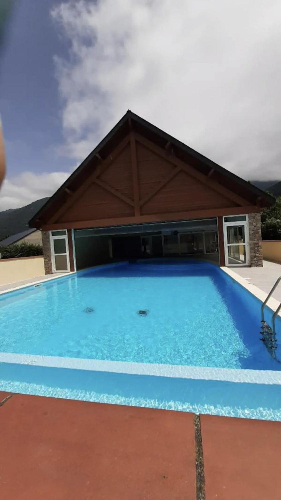 Appart T 3 Bagneres-De-Luchon Vue Montagne - Piscine Mi Juin ภายนอก รูปภาพ